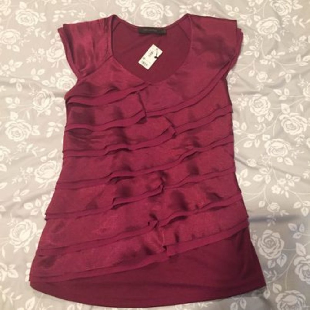 New The Limited Ruffle Short Sleeve Blouse Top Small Raspberry Maroon